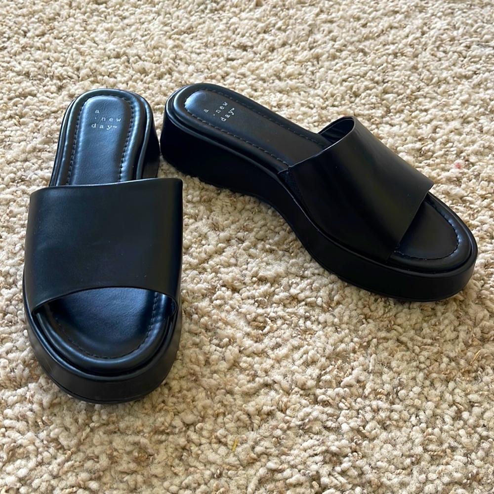 *NWOT* A New Day 90s Slides